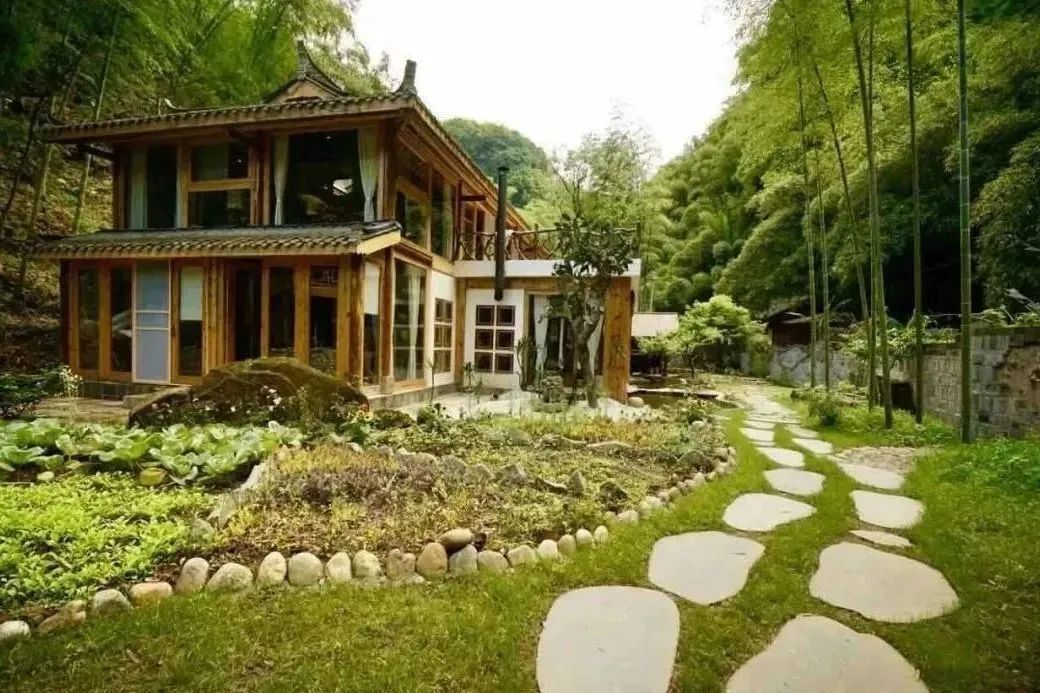 澹的意思_澹_澹春山