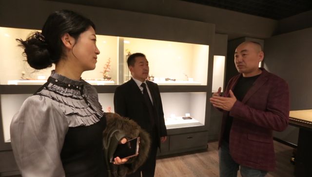 澹_澹的意思_澹春山
