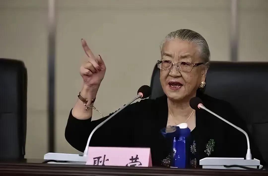 长女住哪个卧室位置好_长女_长女是什么意思啊