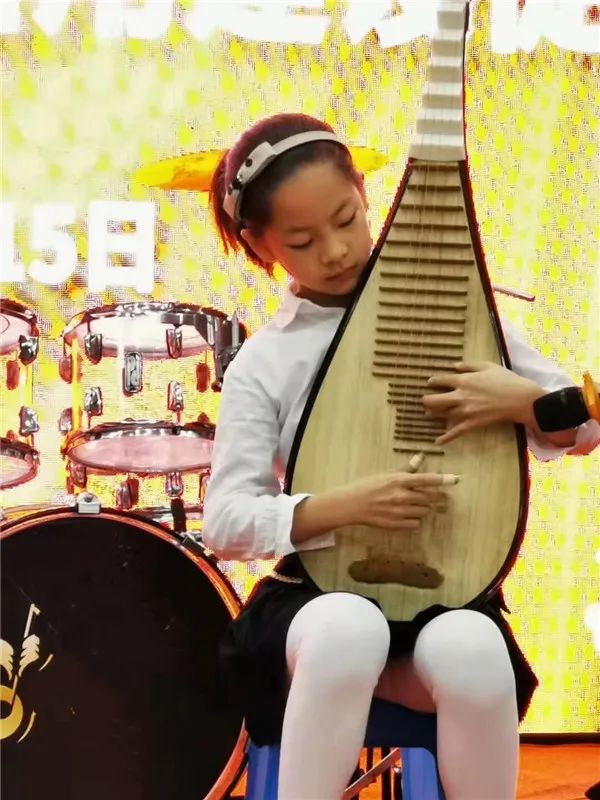 诗涵名字的寓意是什么意思_诗涵_诗涵这个女孩名字怎么样