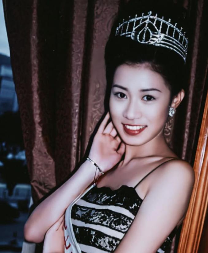 佘诗曼演的全部电视剧_电视演剧佘诗曼全部演员表_佘诗曼电视剧大全