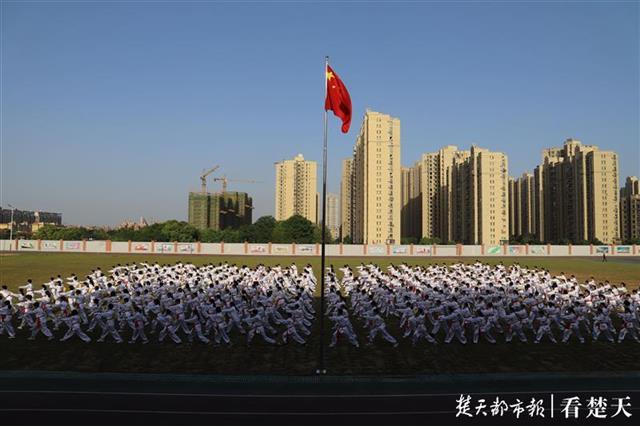 华一寄宿_寄宿证明_寄宿华中电影网