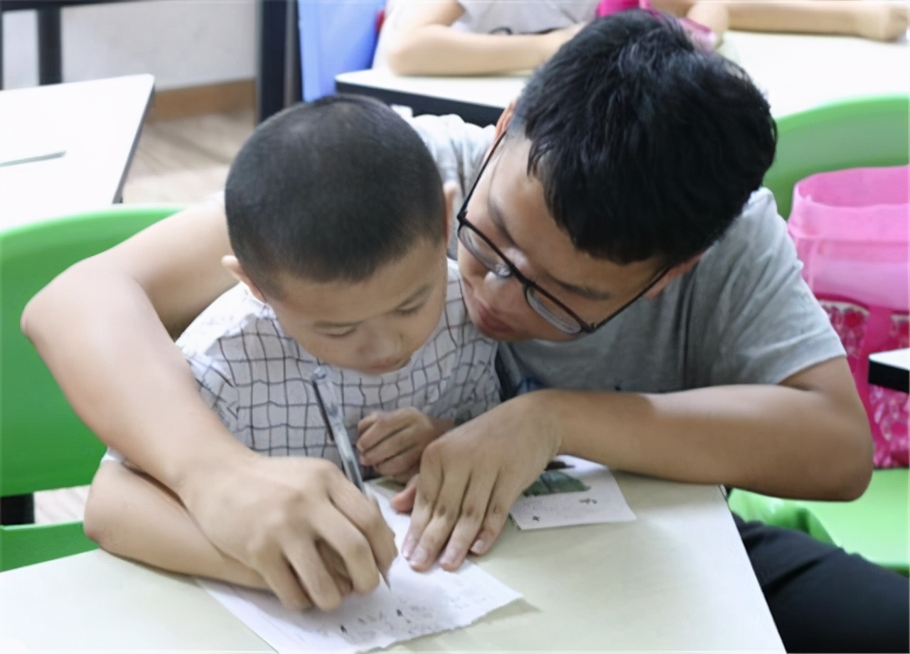 鲜部首_员部首是什么_员的部首