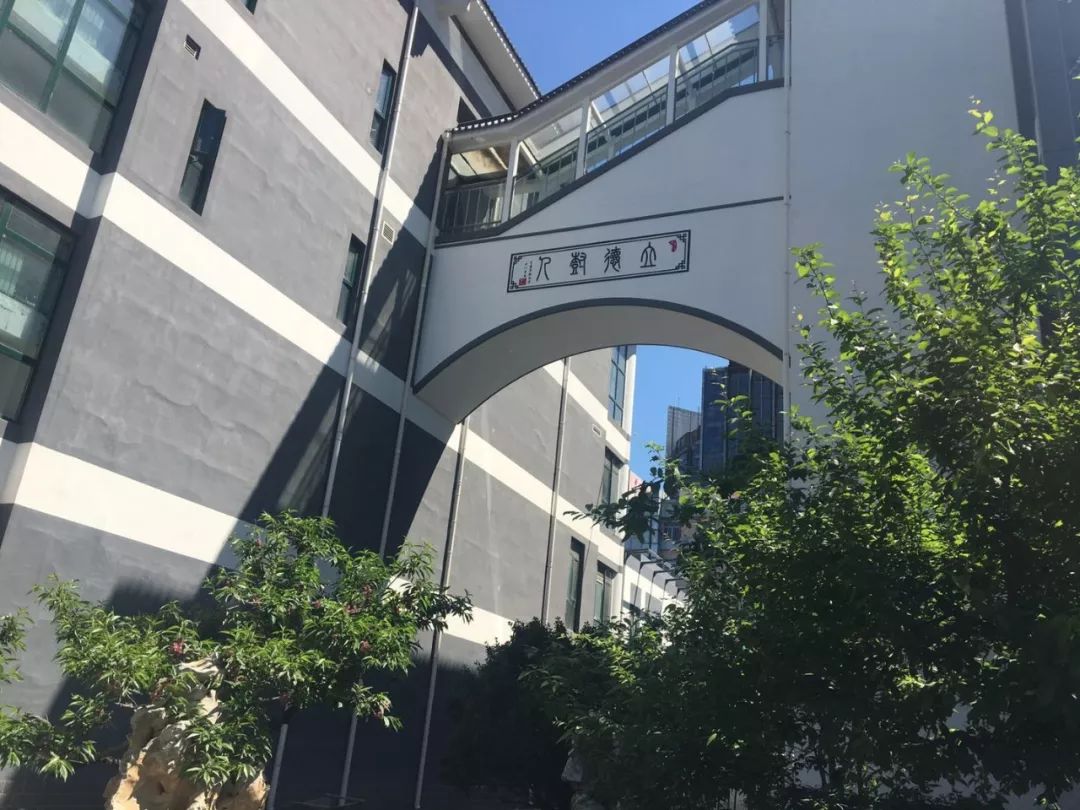 北京市八一中学_北京八一中学分校叫什么_北京市八一中学高中怎么样