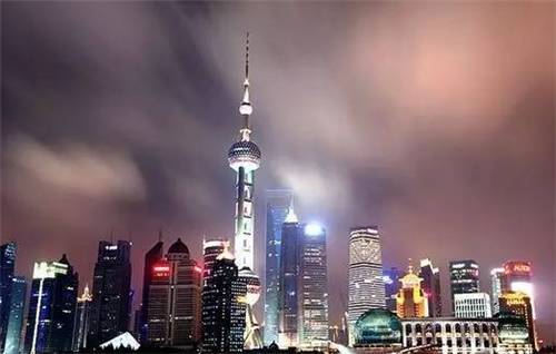 歌词值得等待_值得歌词_歌词值得你爱是什么歌