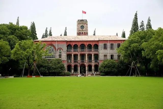 郑州大学是一本还是二本_郑州二本大学有哪些学校名单_郑州二本本科学校