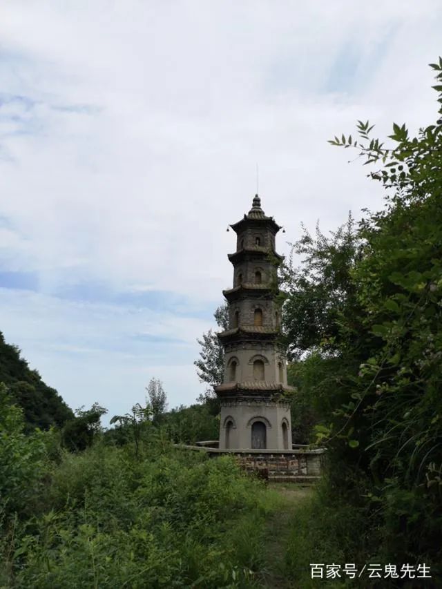 荼毗_荼毗的拼音_荼毗大典