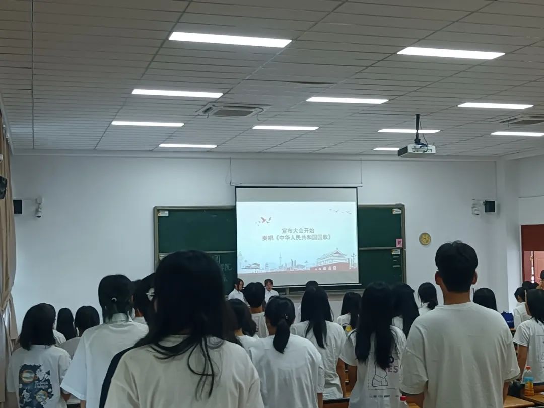 广州新华学院收费标准_广州新华学院学费多少2021_广州新华学院学费