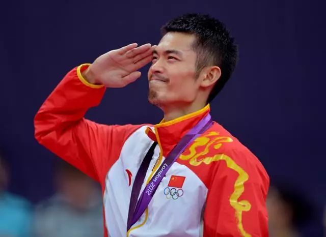 王治郅军衔是什么军衔_军衔王治郅是什么级别_王治郅的军衔相当于什么职务