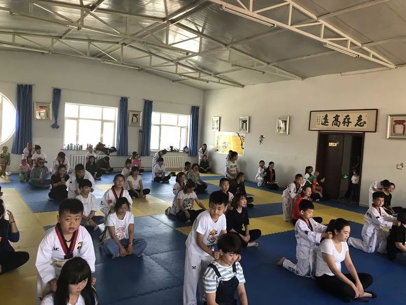 格力地产_正格_格陵兰岛面积和人口