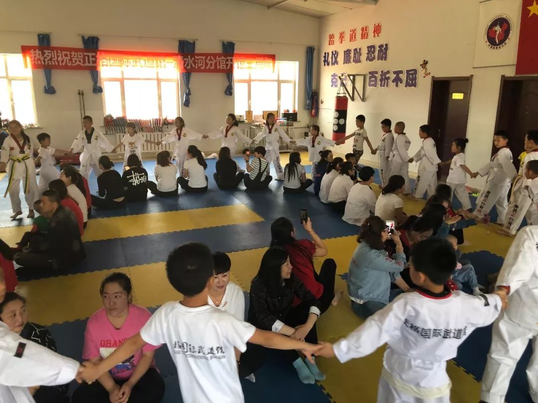 格陵兰岛面积和人口_正格_格力地产
