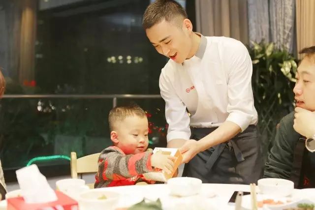 西贝那个字念什么_西贝是啥_西贝是什么意思