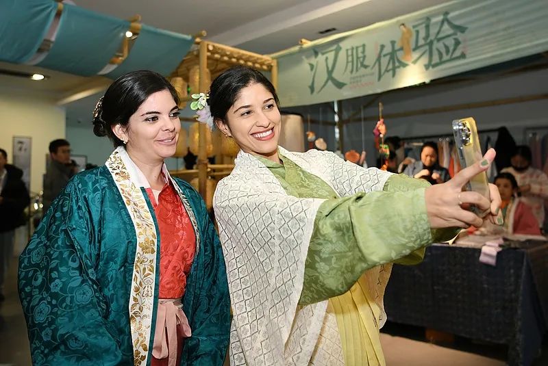 马来西亚时差和中国时差差多少_马来时差与中国时差_马来和中国时差几个小时