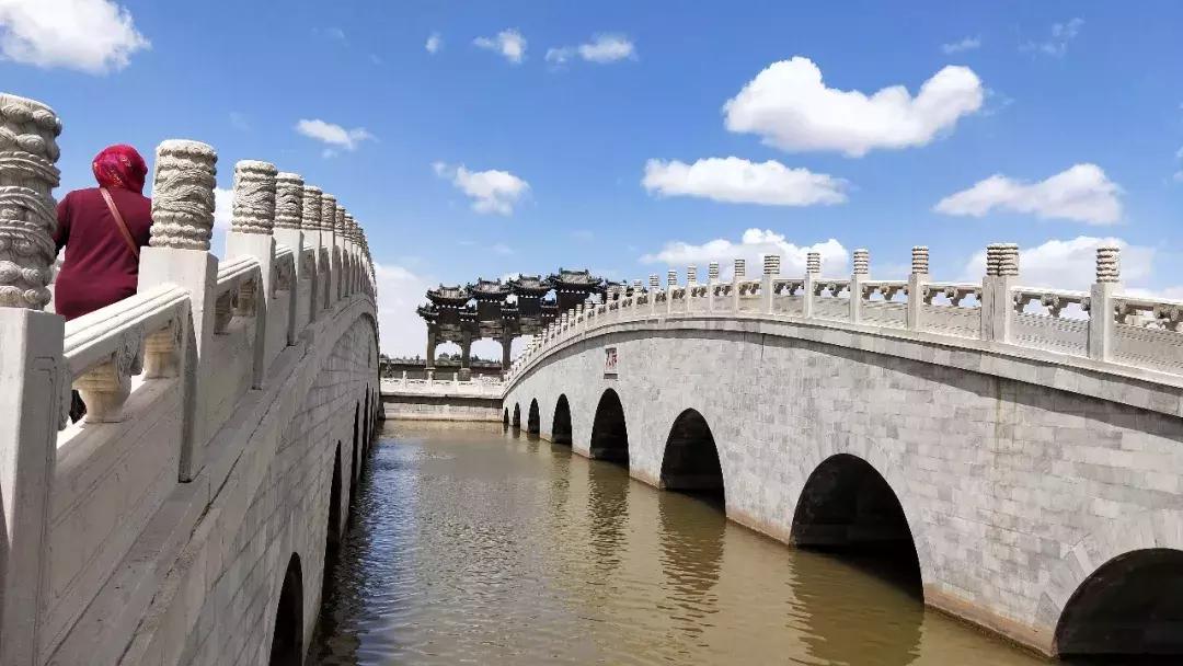 坛读几声_坛怎么读_坛读成yun