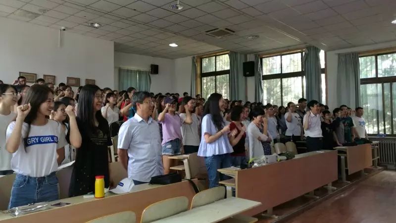 青岛师范大学简介_青岛大学师范学院_青岛师范院校
