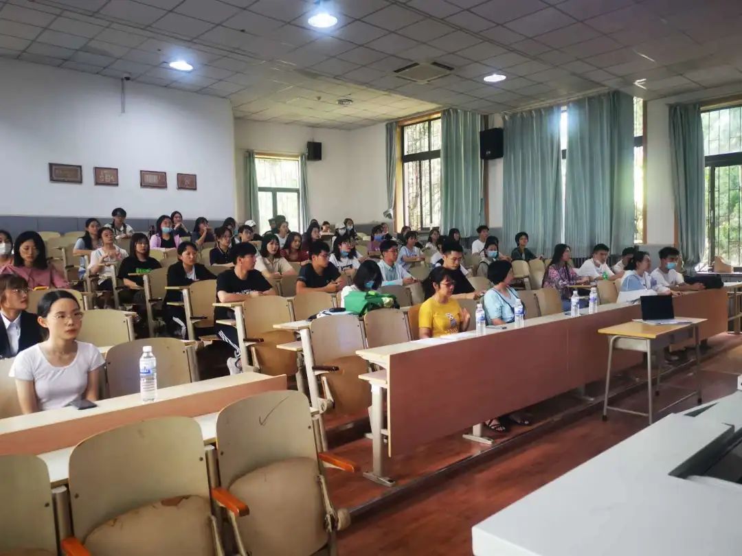 青岛师范大学简介_青岛师范学院官网首页_青岛大学师范学院