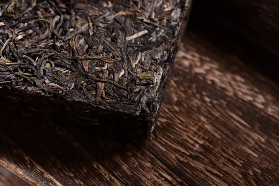 沱_下关沱茶金丝沱和特沱_沱怎么读