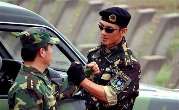 特种兵火凤凰凤凰_特种兵火凤凰1_特种兵之火凤凰演员表