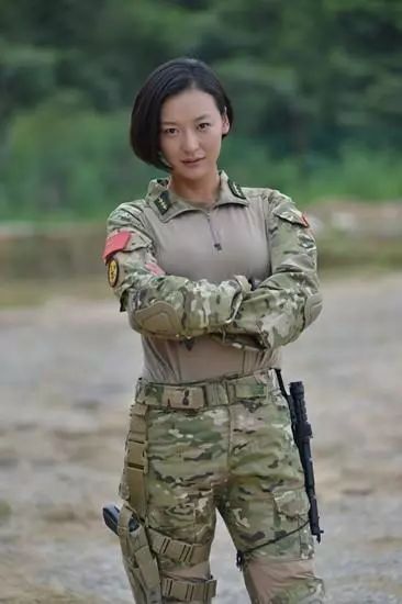 特种兵凤凰火凤凰_特种兵之火凤凰演员表_特种凤凰兵火表演员是谁