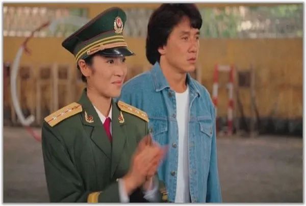 《警察故事3超级警察》_警察故事3：超级警察_警察超级故事演员表