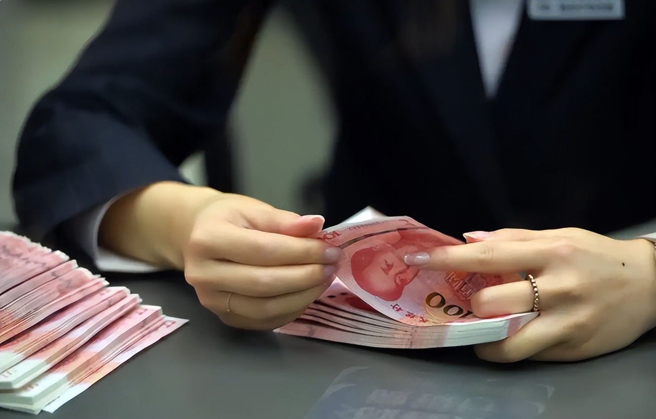 美元兑换人民币走势分析_兑换走势币美元人民币多少_人民币兑换美元走势