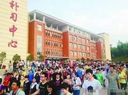 毛坦中学高考2021_毛坦厂中学升学率_2021毛坦厂升学率